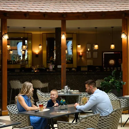 Hotel Colosseum Morahalom
