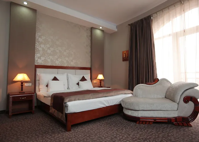 Colosseum Hotel 4*